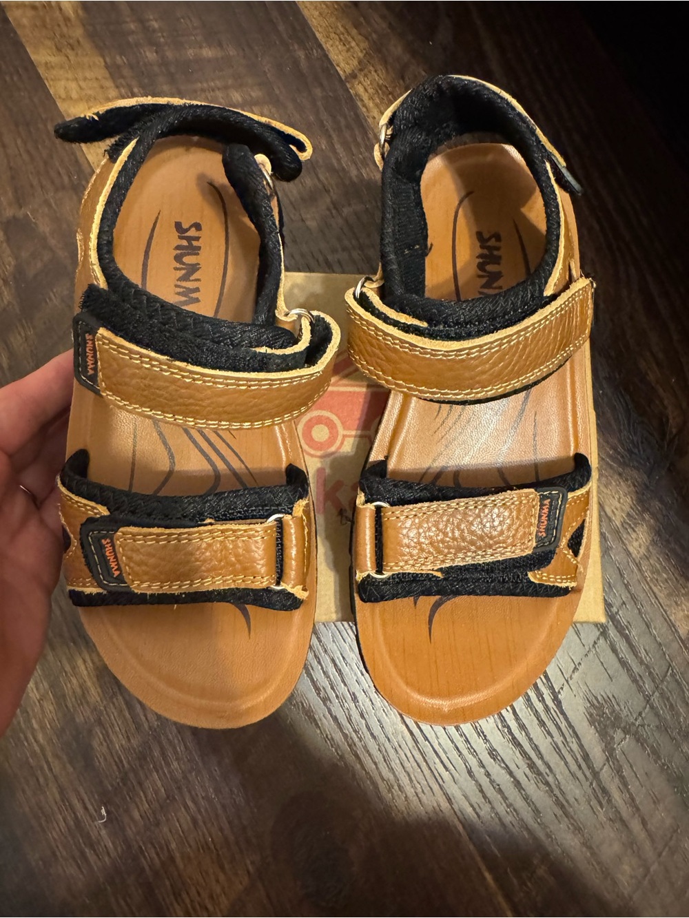 Dadawen Leather Sandals – Little Boy Size 2 (EU 32)